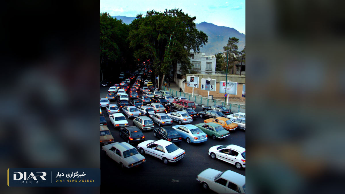 خیابان ولیعصر تهران؛ تصویر آرشیوی. عکس: Hamed Saber، مجوز CC BY 2.0، ویکی‌مدیا کامنز